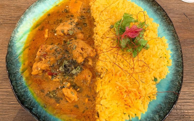 スパイシーカリーハウス半月（【旧店名】桔梗 はなれ）