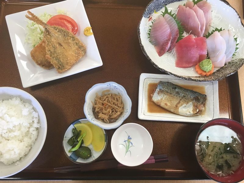 おさかな倶楽部（オサカナクラブ）