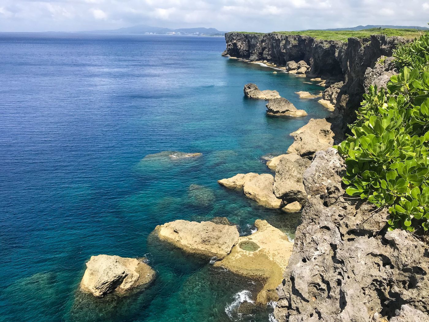沖縄】写真スポットがいっぱい！残波岬公園をご紹介 | aumo[アウモ]