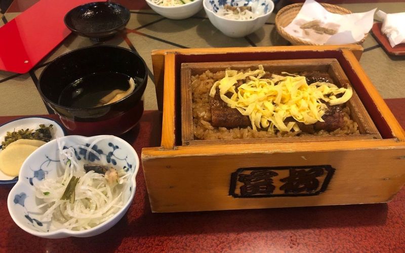 富松うなぎ屋 黒田本店