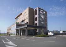 【わたり温泉　鳥の海】　青の絶景と金色にかがやく天然温泉の宿