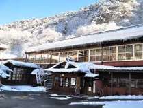 千二百年の湯めぐり　大沢温泉　賢治ゆかりの自炊部「湯治屋」　