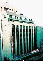 ビジネスホテル　新力　４号館