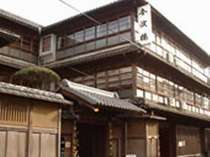 ＜木造三層楼の宿＞日奈久温泉　金波楼