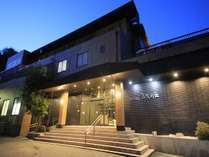 湯坂温泉　自家源泉の宿　賀茂川荘