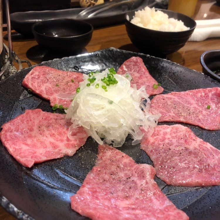 炭火焼肉 やまもと