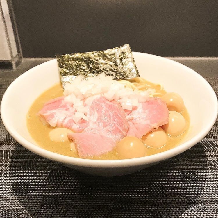 煮干乱舞（にぼしらんぶ）