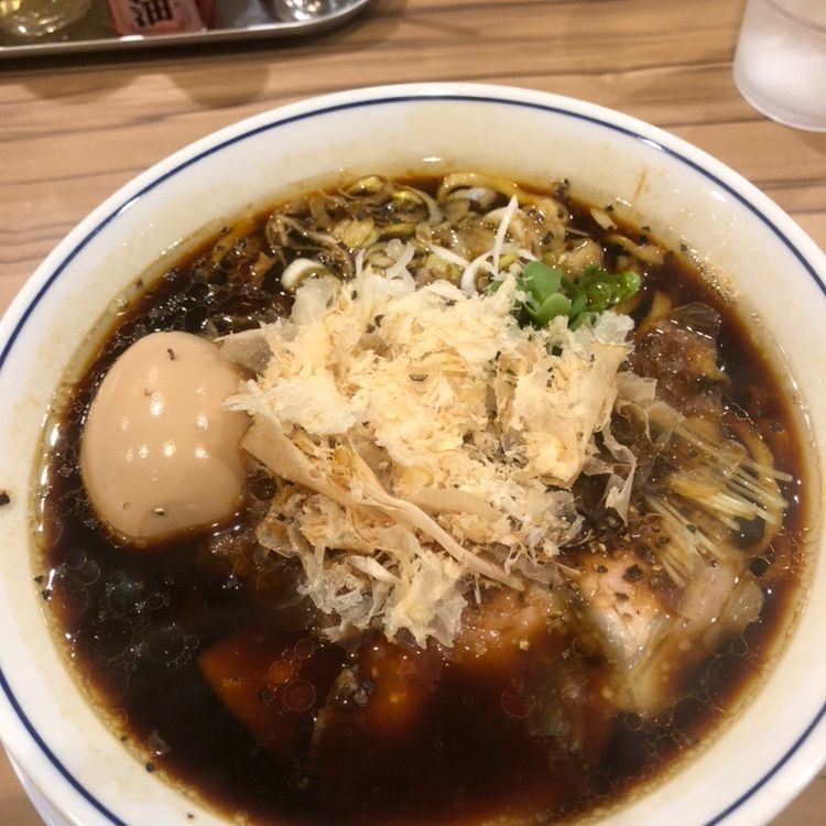 らーめん鱗 西中島店（ラーメンウロコ）