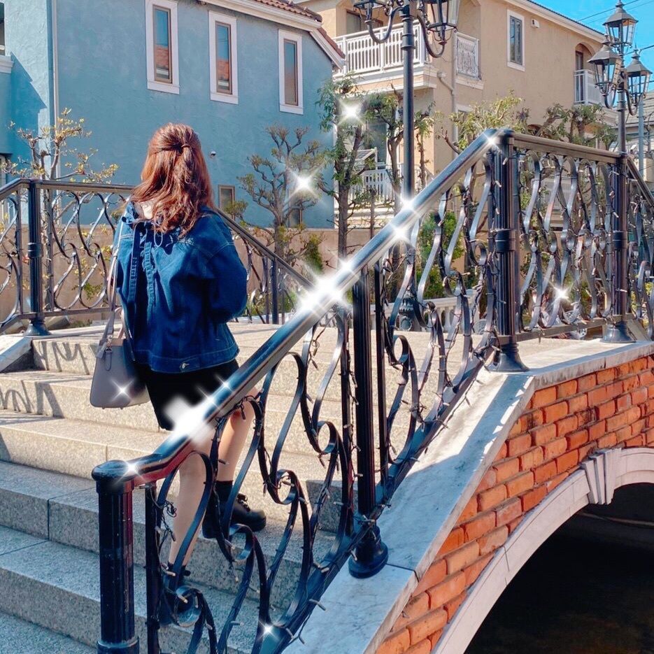 𝐀𝐢𝐫𝐢